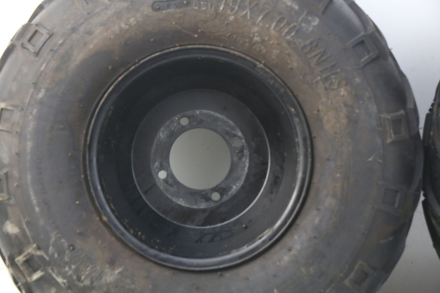 photo de LLANTA DELANTERA  ORION SPORTRAX 125 - Primer plano técnico