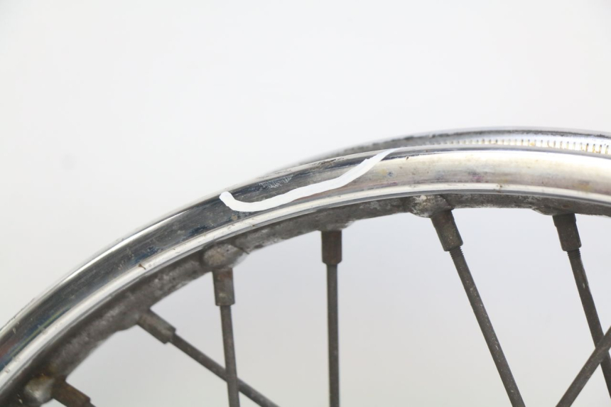 photo de LLANTA DELANTERA YAMAHA SR 125 (1982 - 2003) - Marcados y referencias originales