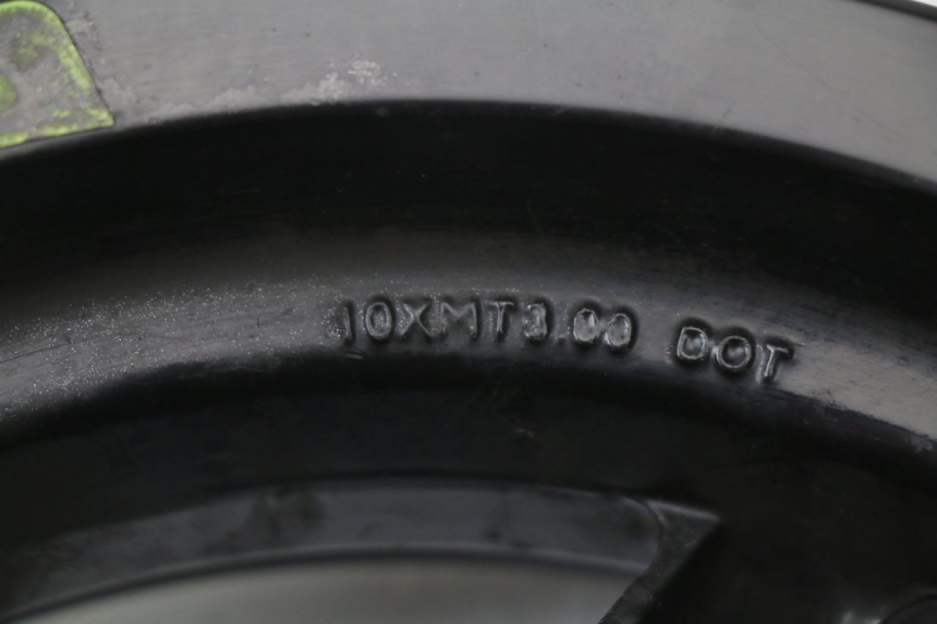 photo de LLANTA DELANTERA  PEUGEOT STREETZONE I 2T 50 (2018 - 2020) - Primer plano de alta resolución