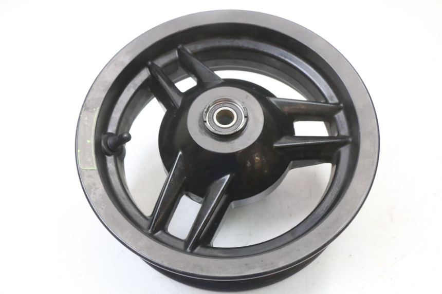 photo de LLANTA DELANTERA  PEUGEOT STREETZONE I 2T 50 (2018 - 2020) - Detalles de los puntos de fijación