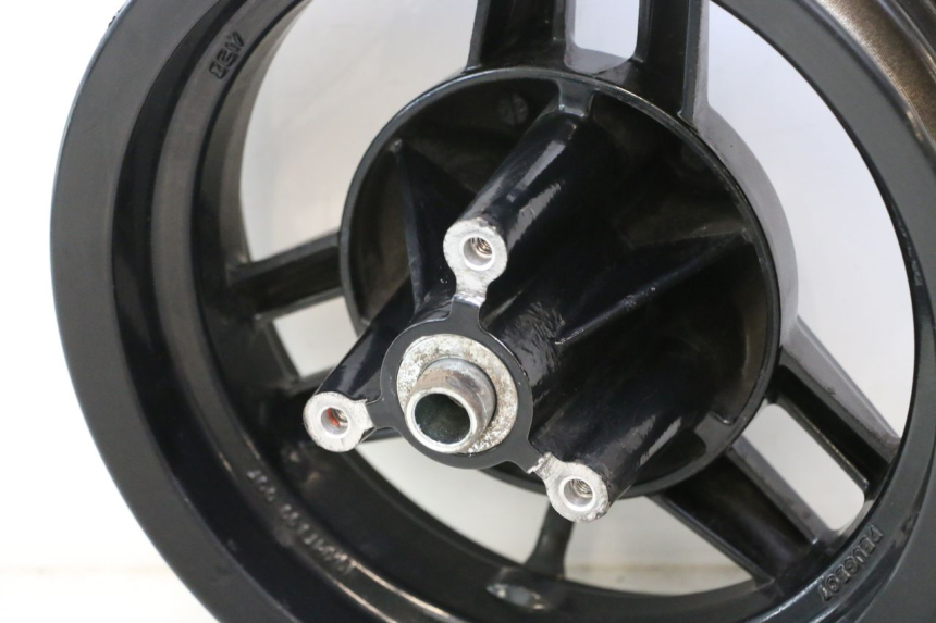 photo de LLANTA DELANTERA  PEUGEOT STREETZONE NAKED 2T 50 (2014 - 2018) - Estado de la superficie y material