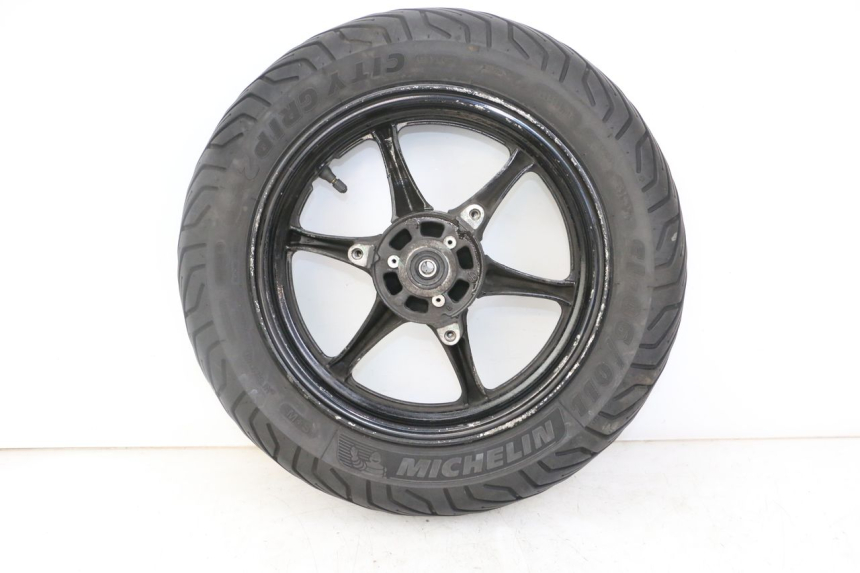 photo de LLANTA DELANTERA  SUZUKI BURGMAN 125 (2018 - 2021) - Detalle de la pieza