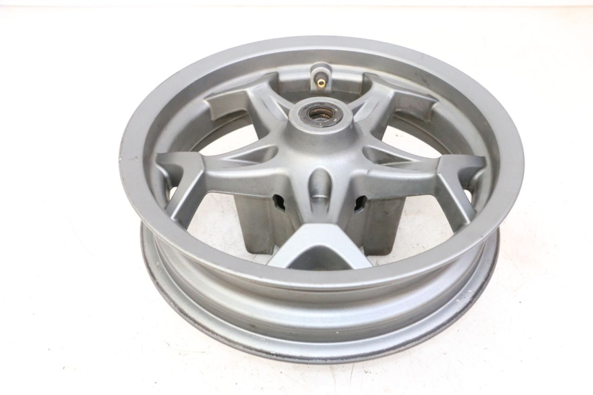 photo de LLANTA DELANTERA APRILIA SXR 50 (2021 - 2023) - Características distintivas