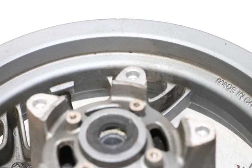 photo de LLANTA DELANTERA APRILIA SXR 50 (2021 - 2023) - Inspección visual detallada