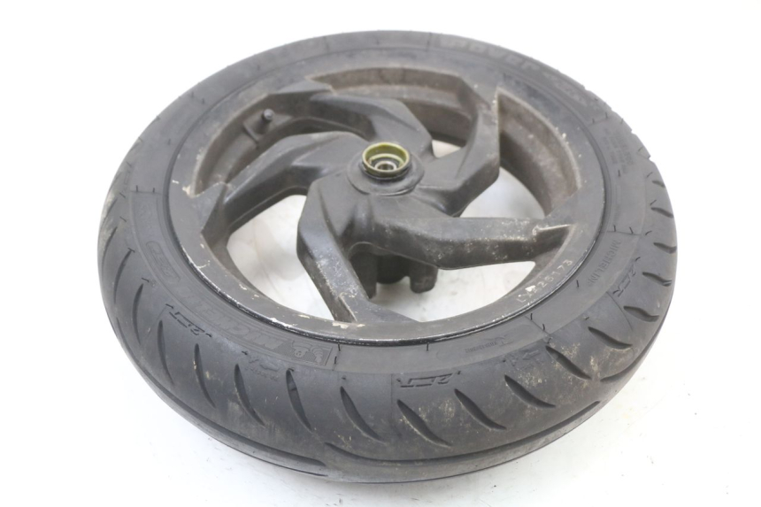 photo de LLANTA DELANTERA SYM ORBIT III 3 4T 50 (2018 - 2021) - Detalle de la pieza