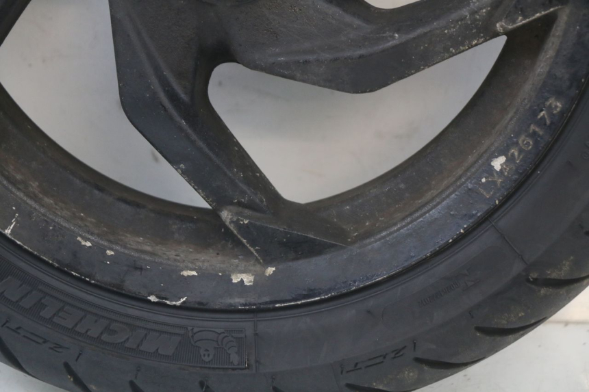 photo de LLANTA DELANTERA SYM ORBIT III 3 4T 50 (2018 - 2021) - Detalles de los puntos de fijación