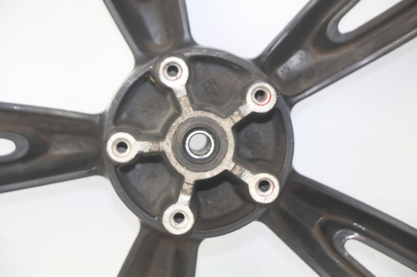 photo de LLANTA DELANTERA PEUGEOT TWEET 4T 50 (2010 - 2014) - Características distintivas