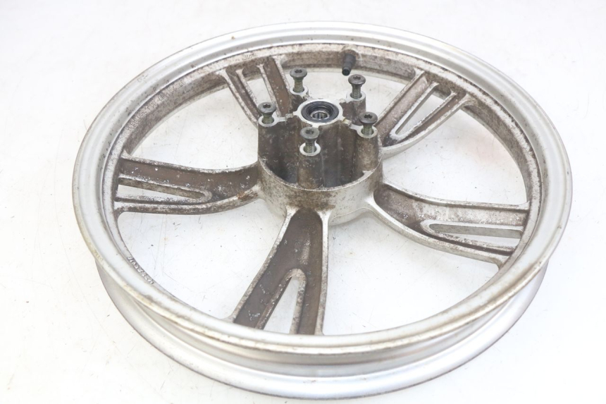 photo de LLANTA DELANTERA PEUGEOT TWEET 4T 50 (2010 - 2014) - Detalle de la pieza