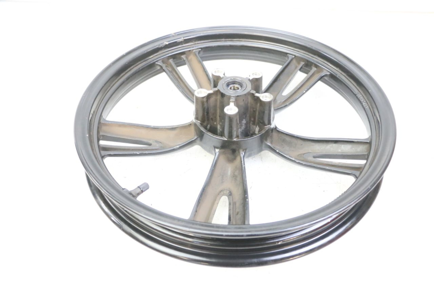 photo de LLANTA DELANTERA PEUGEOT TWEET 4T 50 (2018 - 2022) - Primer plano técnico