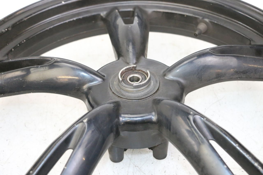 photo de LLANTA DELANTERA  PEUGEOT TWEET PRO CARGO 50 (2018 - 2022) - Características distintivas