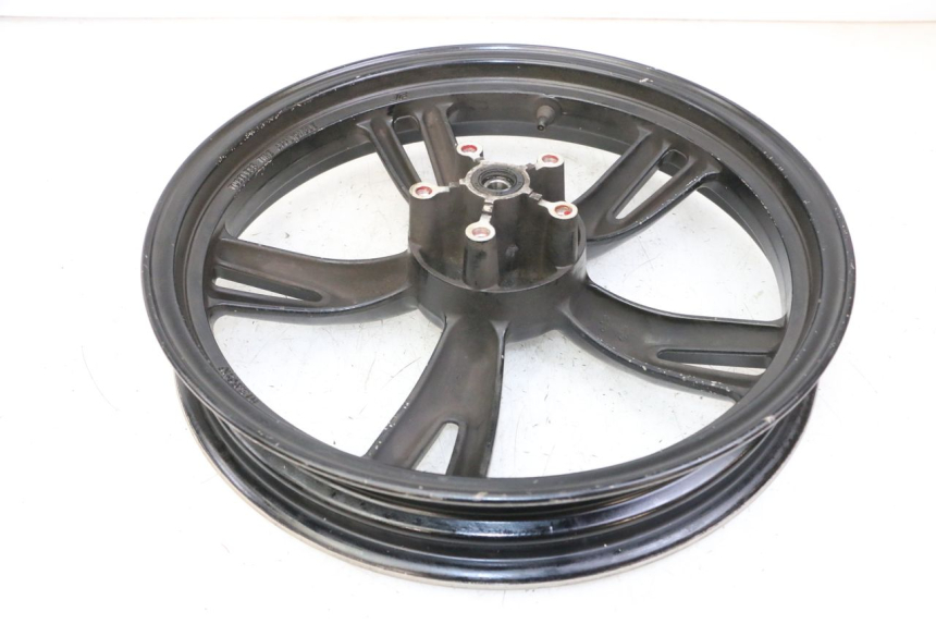 photo de LLANTA DELANTERA  PEUGEOT TWEET PRO CARGO 50 (2018 - 2022) - Primer plano de alta resolución