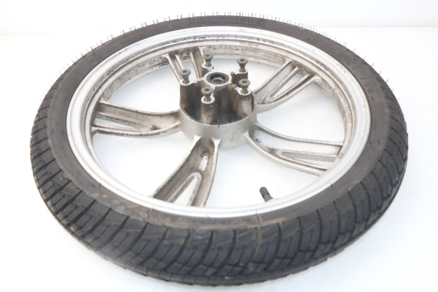 photo de RUEDA DELANTERA PEUGEOT TWEET 125 (2010 - 2017) - Características distintivas