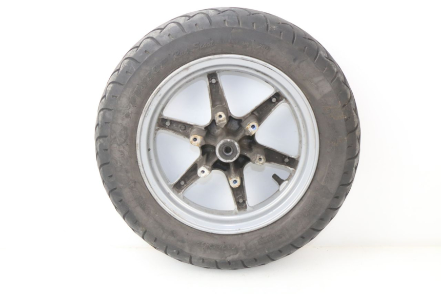 photo de LLANTA DELANTERA  SUZUKI UH BURGMAN 125 (2002 - 2006) - Primer plano de alta resolución