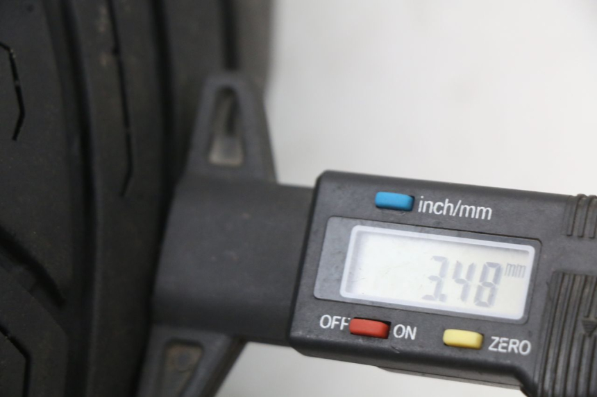 photo de LLANTA DELANTERA  SUZUKI UH BURGMAN 125 (2002 - 2006) - Zoom sobre los componentes