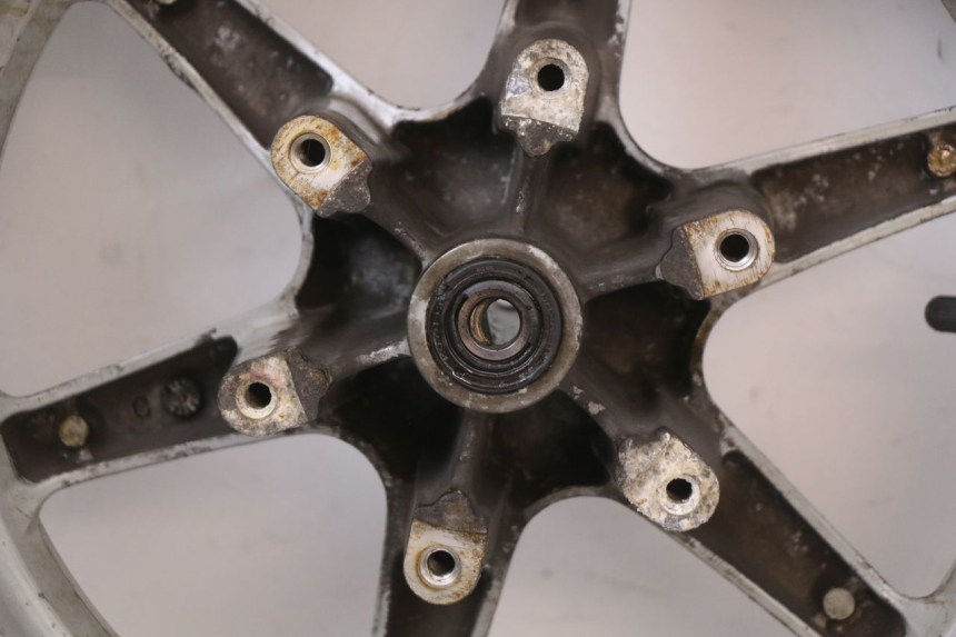 photo de LLANTA DELANTERA  SUZUKI UH BURGMAN 125 (2002 - 2006) - Recambio usado revisado