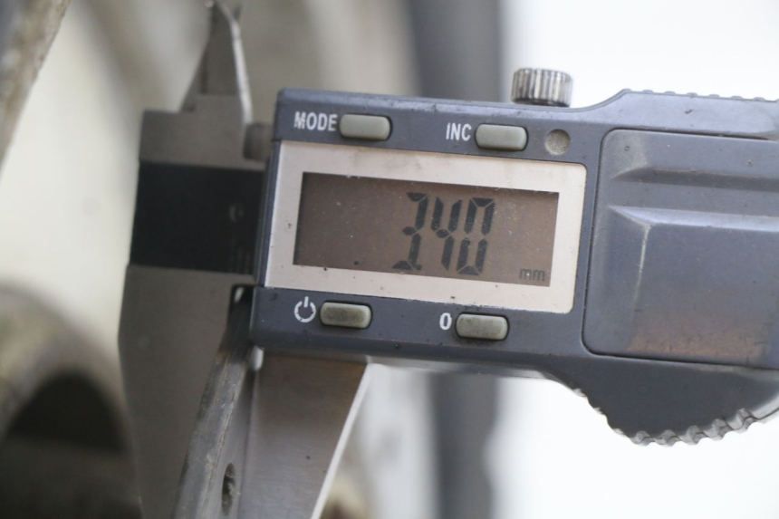 photo de LLANTA DELANTERA PEUGEOT V-CLIC VCLIC 50 (2007 - 2013) - Detalle de la pieza