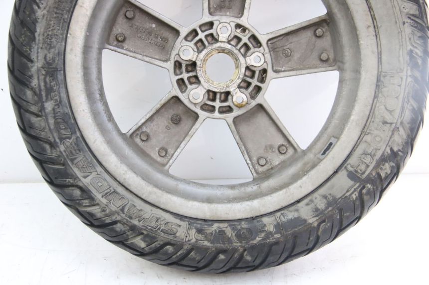 photo de LLANTA DELANTERA PIAGGIO VESPA GRANTURISMO 125 (2003 - 2007) - Primer plano técnico