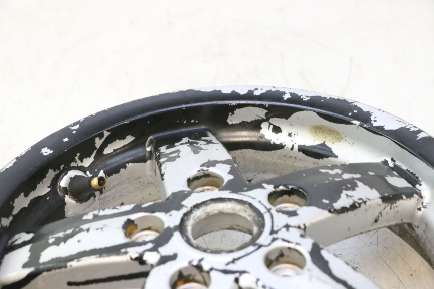 photo de LLANTA DELANTERA PIAGGIO VESPA LX 2T 50 (2005 - 2013) - Zoom estado de uso