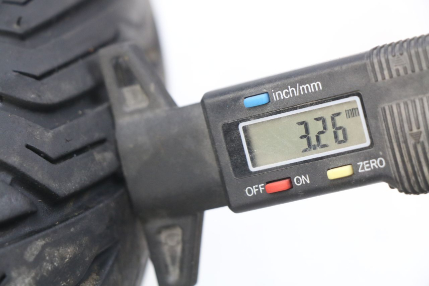 photo de LLANTA DELANTERA PIAGGIO VESPA LX 125 (2005 - 2010) - Detalle de la pieza