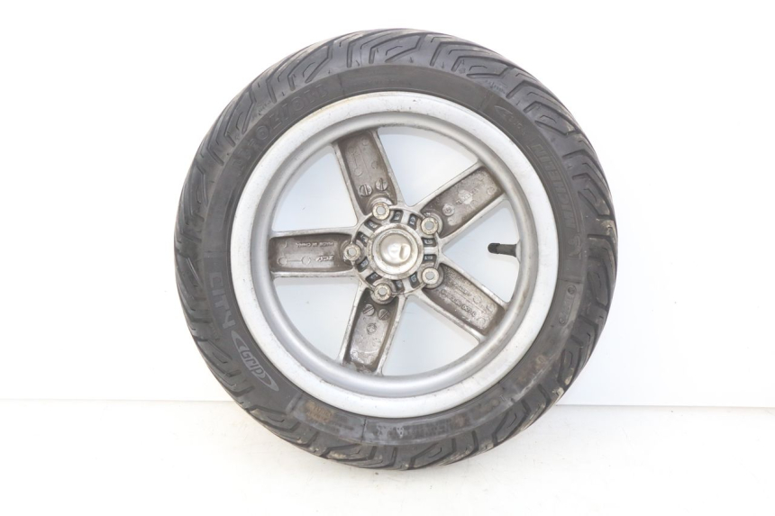 photo de LLANTA DELANTERA PIAGGIO VESPA LX 125 (2005 - 2010) - Detalles de los puntos de fijación