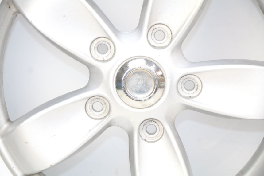 photo de LLANTA DELANTERA PIAGGIO VESPA PRIMAVERA 2T 50 (2013 - 2018) - Características distintivas