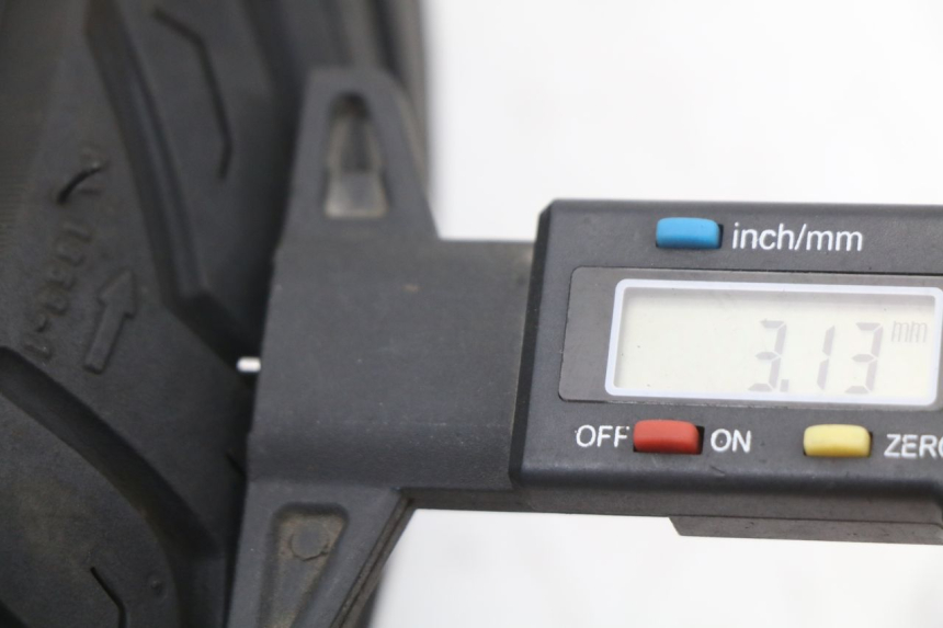 photo de LLANTA DELANTERA PIAGGIO VESPA S 2T 50 (2007 - 2014) - Marcados y referencias originales