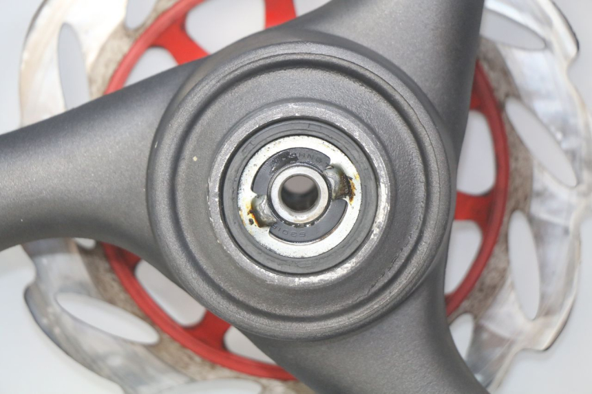 photo de RUEDA DELANTERA EUROCKA VIRTUALITY GT 4T 50 (2011 - 2017) - Características distintivas