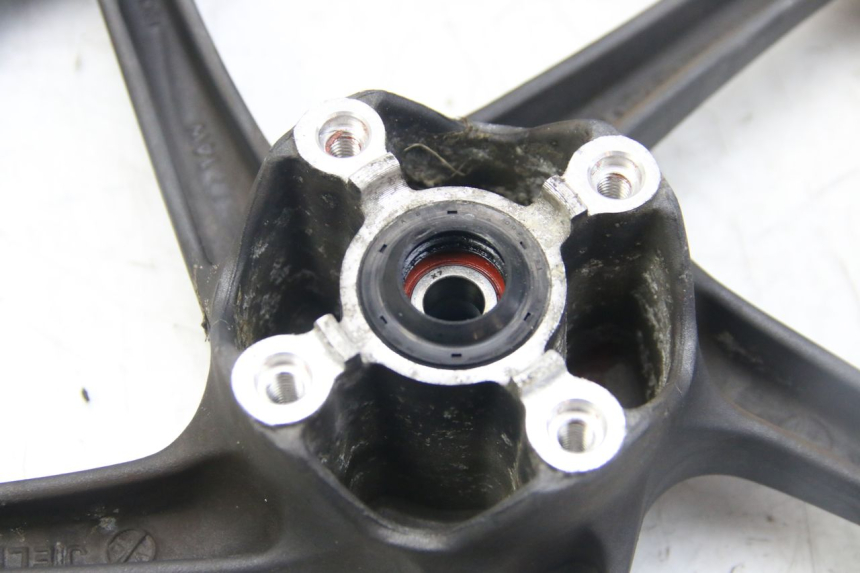 photo de LLANTA DELANTERA HONDA VISION NSC R 50 (2013 - 2015) - Otra perspectiva