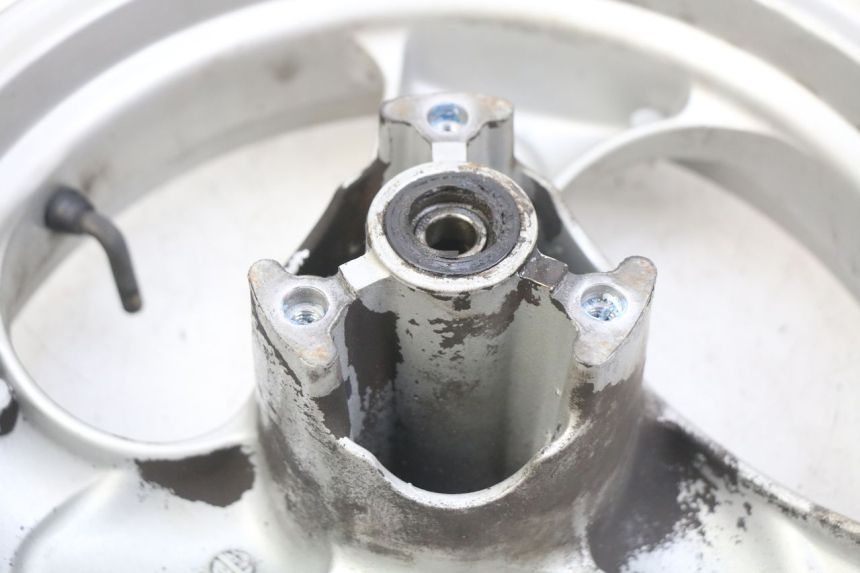 photo de LLANTA DELANTERA KYMCO VITALITY 2T 50 (2004 - 2010) - Características distintivas