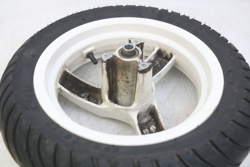 photo de LLANTA DELANTERA PEUGEOT VIVACITY NEW 4T 50 (2008 - 2017) - Otra perspectiva