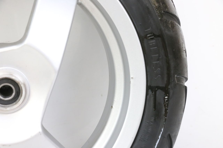 photo de LLANTA DELANTERA PEUGEOT VIVACITY NEW 4T 50 (2008 - 2017) - Zoom estado de uso