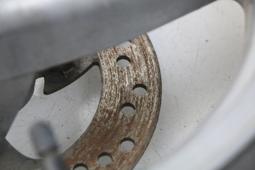 photo de LLANTA DELANTERA  PEUGEOT VIVACITY 100 (1999 - 2008) - Vista general del producto