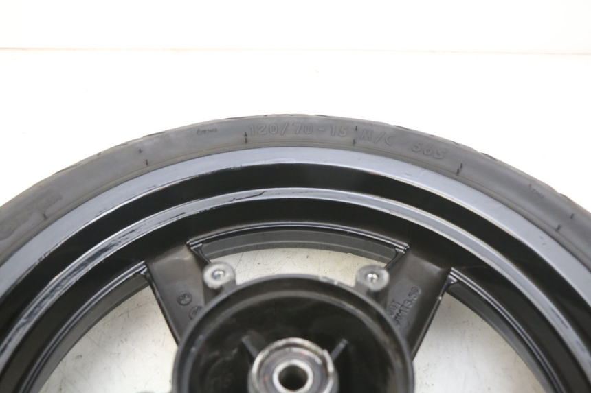 photo de LLANTA DELANTERA YAMAHA XMAX X-MAX 125 (2006 - 2009) - Estado de la superficie y material