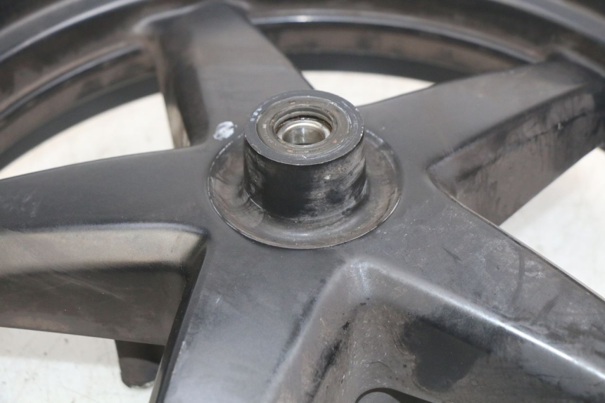 photo de LLANTA DELANTERA YAMAHA X-MAX XMAX 125 (2010 - 2013) - Otra perspectiva