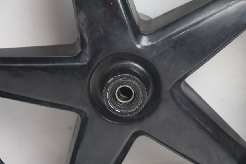 photo de LLANTA DELANTERA YAMAHA X-MAX XMAX 125 (2010 - 2013) - Otra perspectiva