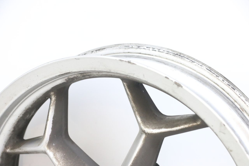 photo de LLANTA DELANTERA PIAGGIO X10 125 (2012 - 2017) - Detalles de los puntos de fijación