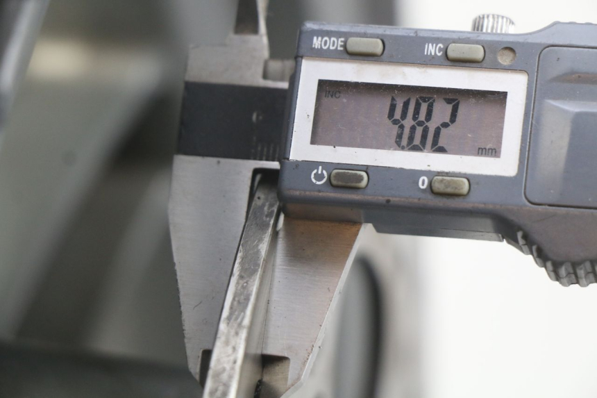 photo de LLANTA DELANTERA PIAGGIO XEVO - X EVO 125 (2007 - 2017) - Detalle de la pieza