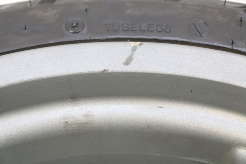 photo de LLANTA DELANTERA PIAGGIO XEVO - X EVO 125 (2007 - 2017) - Primer plano técnico