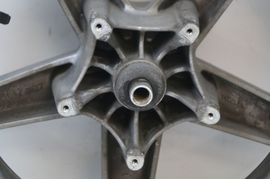 photo de LLANTA DELANTERA PIAGGIO XEVO - X EVO 125 (2007 - 2017) - Estado de la superficie y material