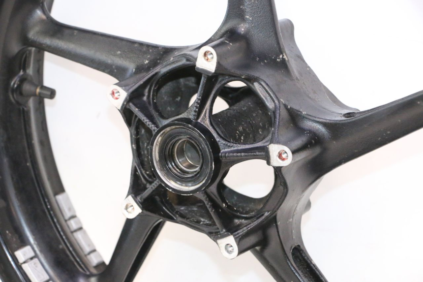photo de LLANTA DELANTERA  YAMAHA YZF R6 600 (2008 - 2009) - Primer plano técnico