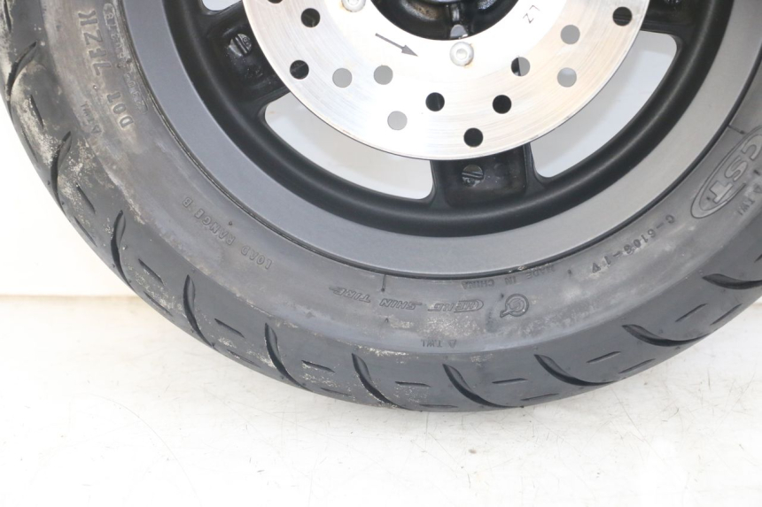 photo de LLANTA DELANTERA PIAGGIO ZIP 2T 50 (2009 - 2019) - Características distintivas