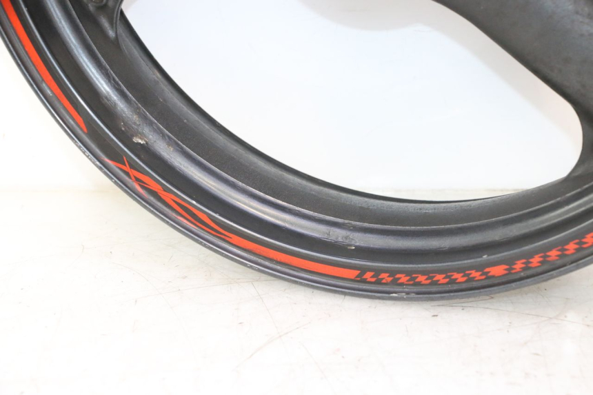 photo de LLANTA DELANTERA KAWASAKI ZX-6R ZX6R 600 (1995 - 1997) - Primer plano técnico