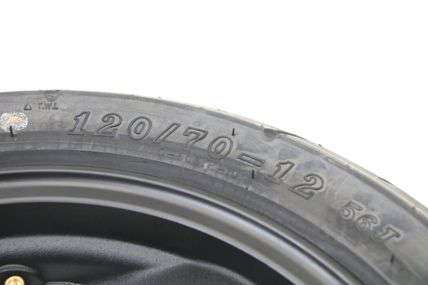 photo de LLANTA DELANTERA Y NEUMÁTICO KYMCO AGILITY 4T 50 (2005 - 2018) - Características distintivas