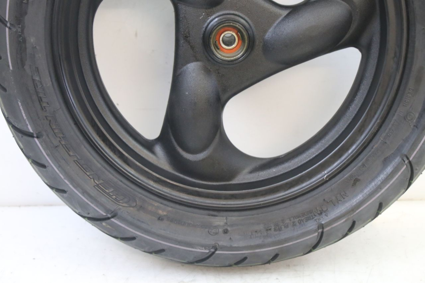 photo de LLANTA DELANTERA Y NEUMÁTICO KYMCO AGILITY 4T 50 (2005 - 2018) - Otra perspectiva