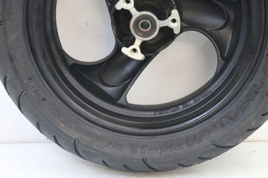 photo de LLANTA DELANTERA Y NEUMÁTICO KYMCO AGILITY 4T 50 (2005 - 2018) - Recambio usado revisado