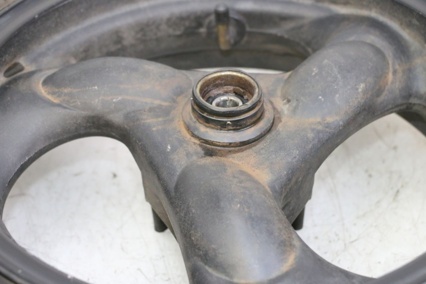 photo de LLANTA DELANTERA Y NEUMÁTICO KYMCO AGILITY 4T 50 (2005 - 2018) - Recambio usado revisado