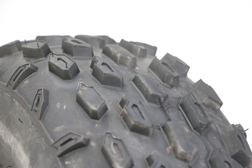 photo de LLANTA DELANTERA Y NEUMÁTICO ANGELL ENFANT 1 - Primer plano técnico