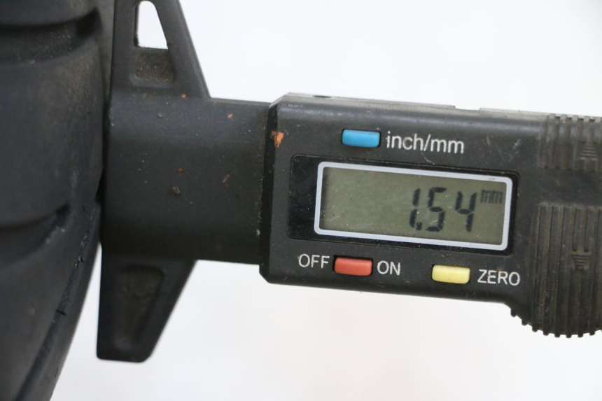 photo de LLANTA DELANTERA Y NEUMÁTICO LONGJIA DIGITA 4T 50 (2019 - 2022) - Zoom estado de uso