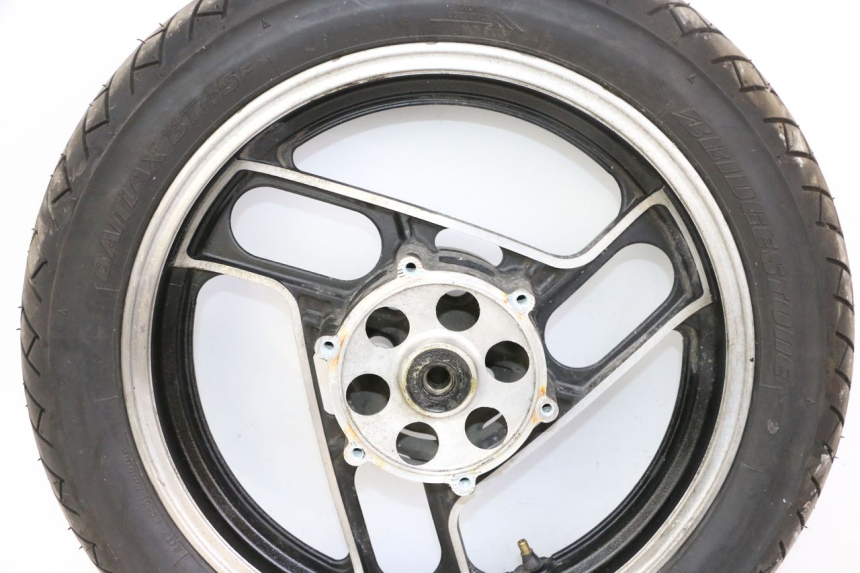 photo de LLANTA DELANTERA Y NEUMÁTICO YAMAHA FJ 36Y 1100 (1984 - 1985) - Recambio usado revisado