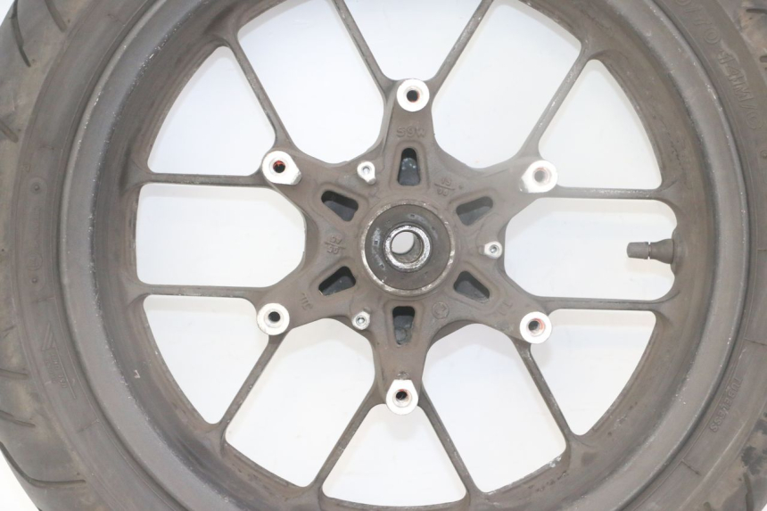 photo de LLANTA DELANTERA Y NEUMÁTICO HONDA FORZA ABS 300 (2013 - 2017) - Foto de producto adicional